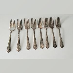 Lady Esther Set of 8 Dessert Forks Silverplated